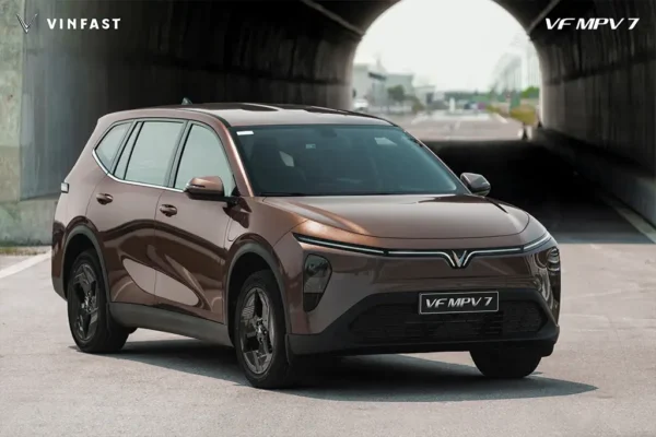 VinFast MPV7 là mẫu xe đa dụng 7 chỗ
